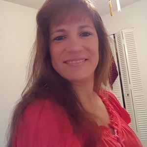 Meet your Posher, Yoany